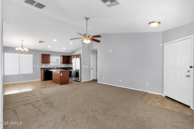 509 E DANIELLA Drive, San Tan Valley, AZ 85140