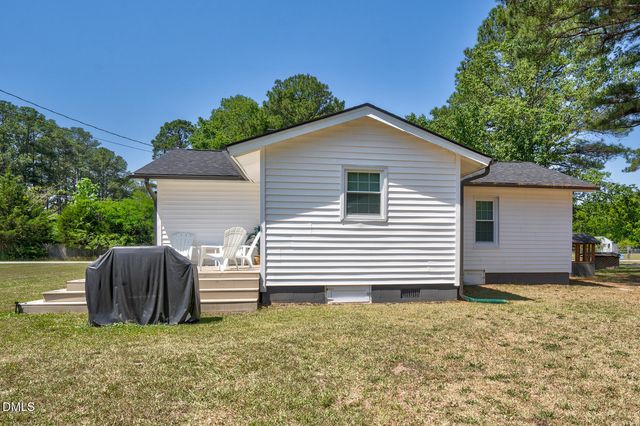 211 Viverette Avenue, Battleboro, NC 27809