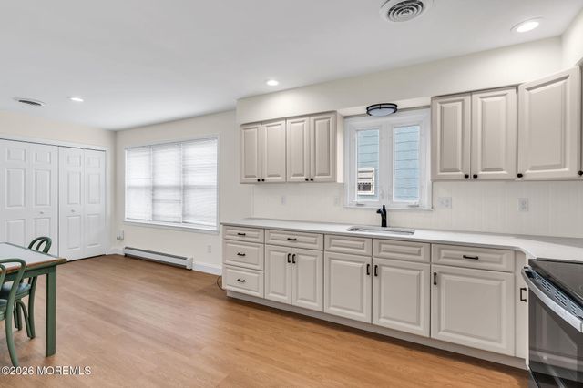 1 Hampshire Road, Toms River, NJ 08757