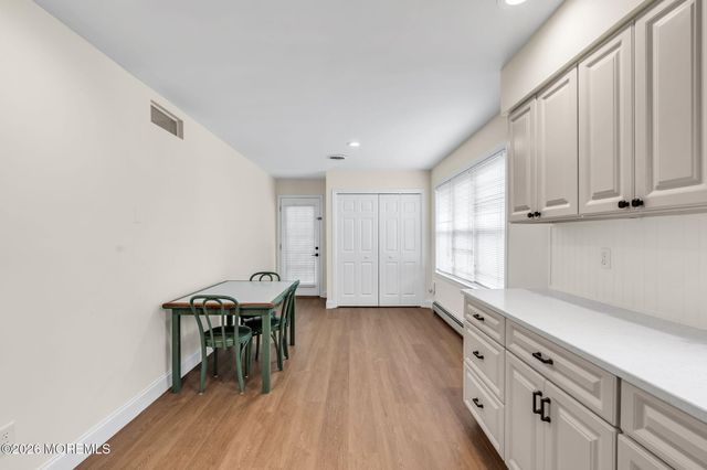 1 Hampshire Road, Toms River, NJ 08757