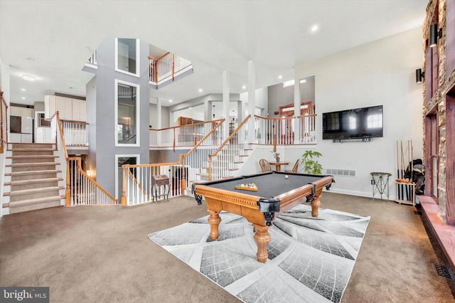 535 CHAMPIONSHIP DR, Harleysville, PA 19438