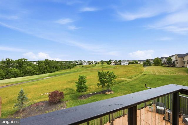 535 CHAMPIONSHIP DR, Harleysville, PA 19438