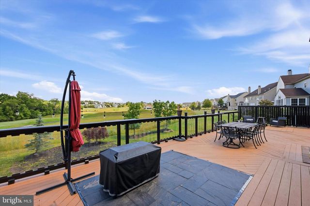 535 CHAMPIONSHIP DR, Harleysville, PA 19438