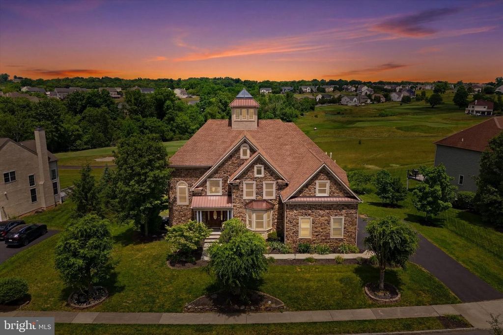 535 CHAMPIONSHIP DR, Harleysville, PA 19438