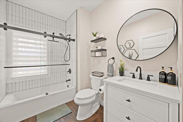 729 Center Street, Dighton, MA 02764