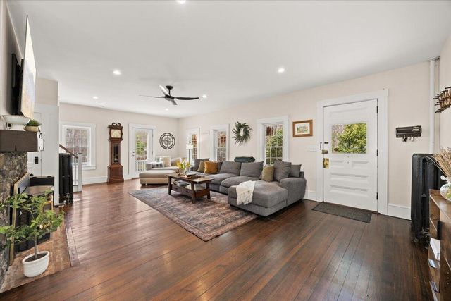 729 Center Street, Dighton, MA 02764