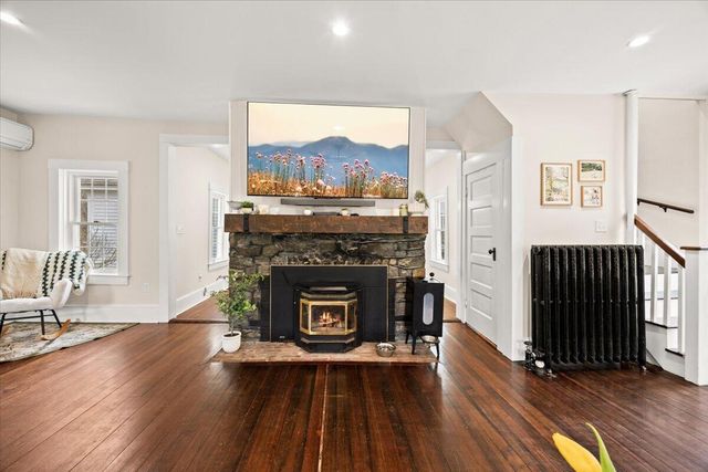 729 Center Street, Dighton, MA 02764