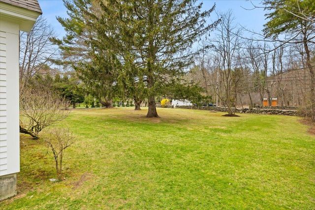 729 Center Street, Dighton, MA 02764