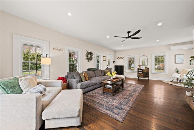 729 Center Street, Dighton, MA 02764