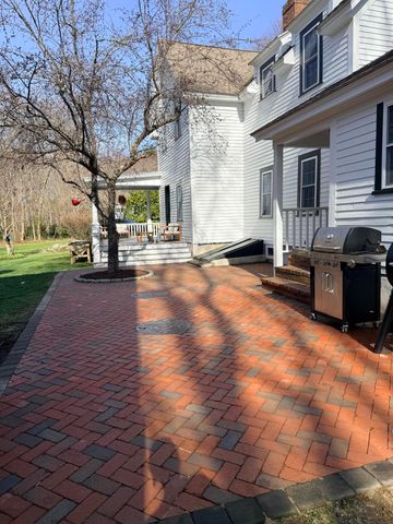 729 Center Street, Dighton, MA 02764