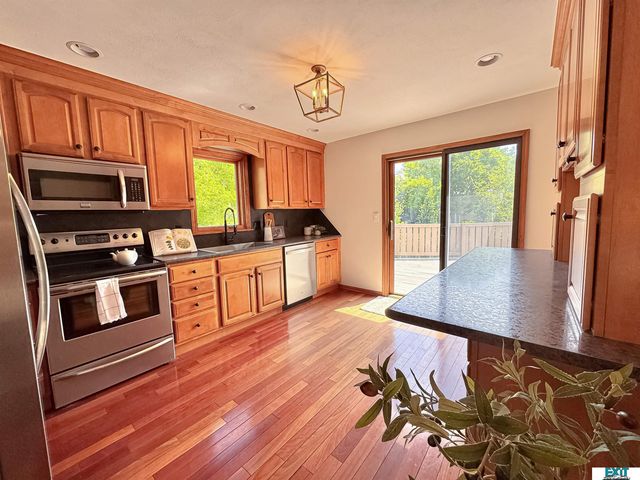 8031 Basswood Court, Lincoln, NE 68506