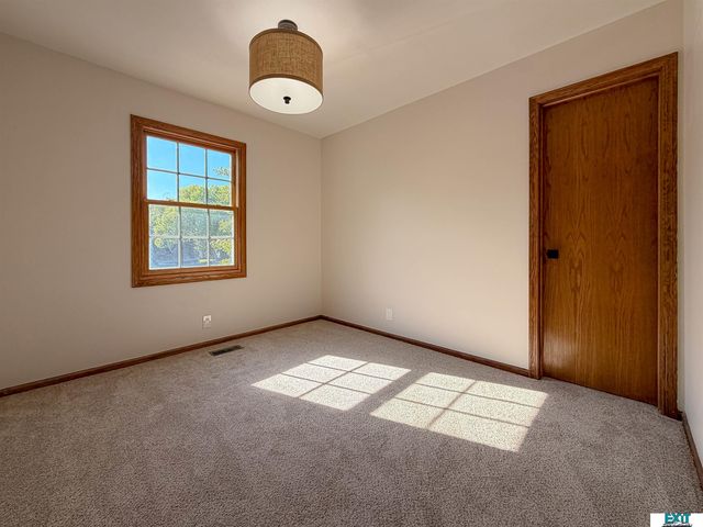 8031 Basswood Court, Lincoln, NE 68506