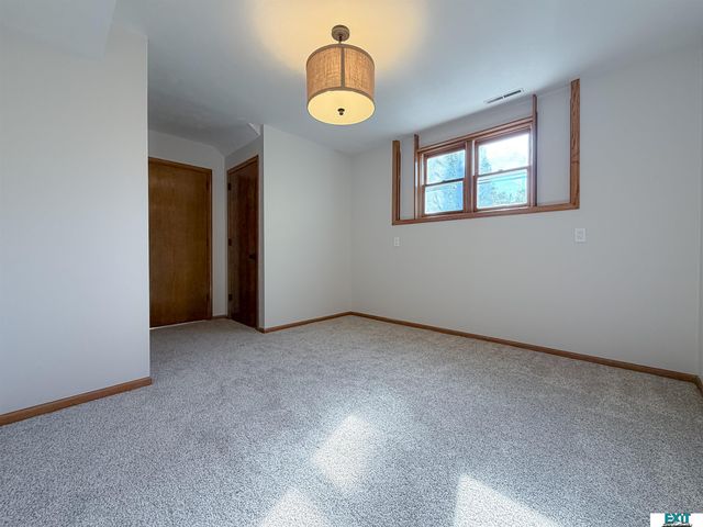 8031 Basswood Court, Lincoln, NE 68506