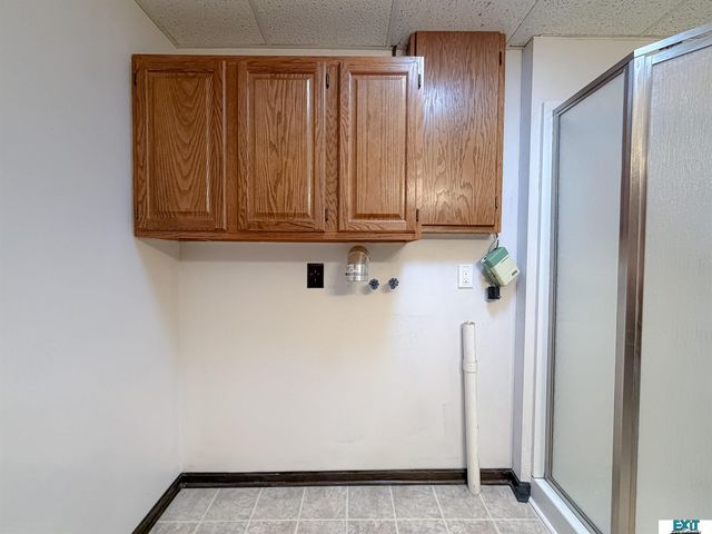 8031 Basswood Court, Lincoln, NE 68506