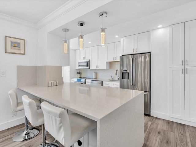 4300 N Ocean Boulevard 7H, Fort Lauderdale, FL 33308