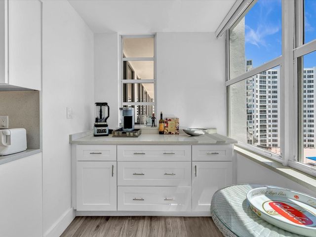 4300 N Ocean Boulevard 7H, Fort Lauderdale, FL 33308