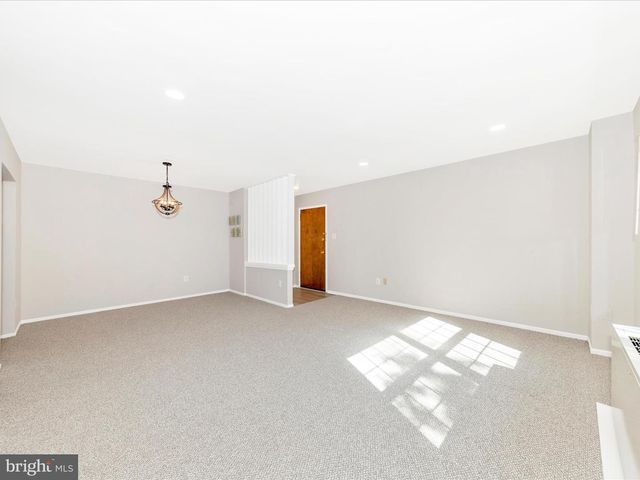 4411 ROMLON ST #301, Beltsville, MD 20705