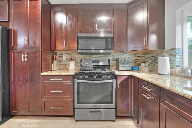 915 Auburndale, Corona, CA 92878