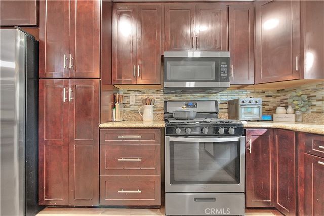 915 Auburndale, Corona, CA 92878