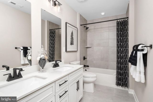 9071 BALLOTADE ST, Upper Marlboro, MD 20772