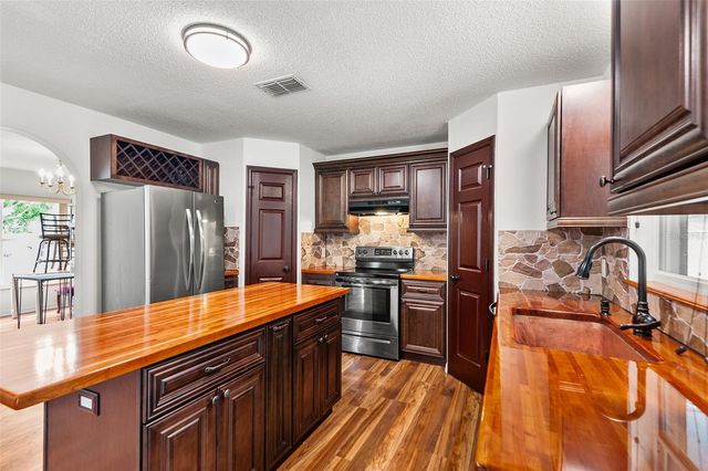 803 MOUNTBATTEN LANE, Kissimmee, FL 34758