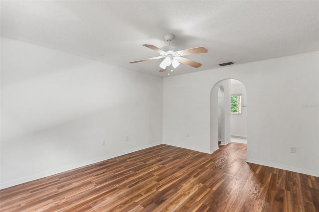 803 MOUNTBATTEN LANE, Kissimmee, FL 34758