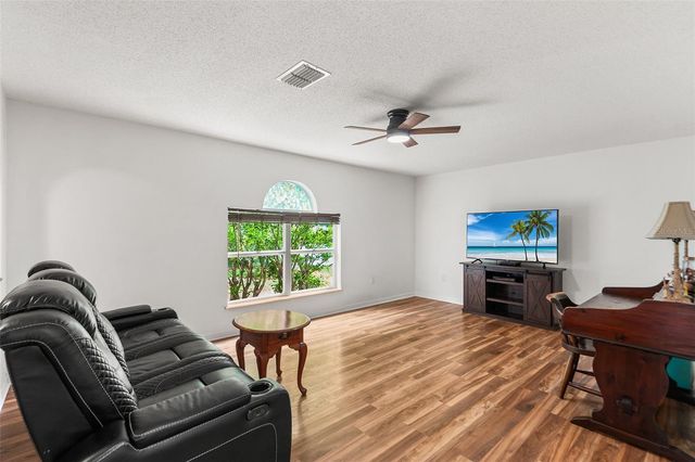803 MOUNTBATTEN LANE, Kissimmee, FL 34758