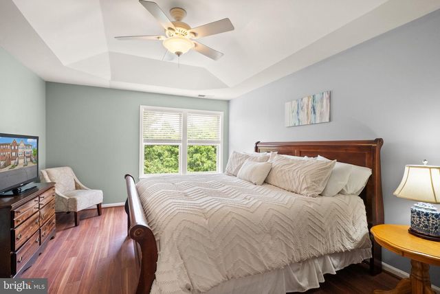 21078 ROAMING SHORES TER, Ashburn, VA 20147