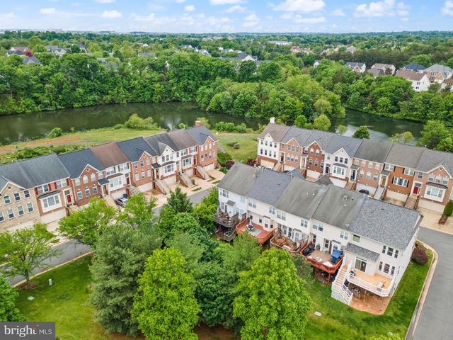 21078 ROAMING SHORES TER, Ashburn, VA 20147