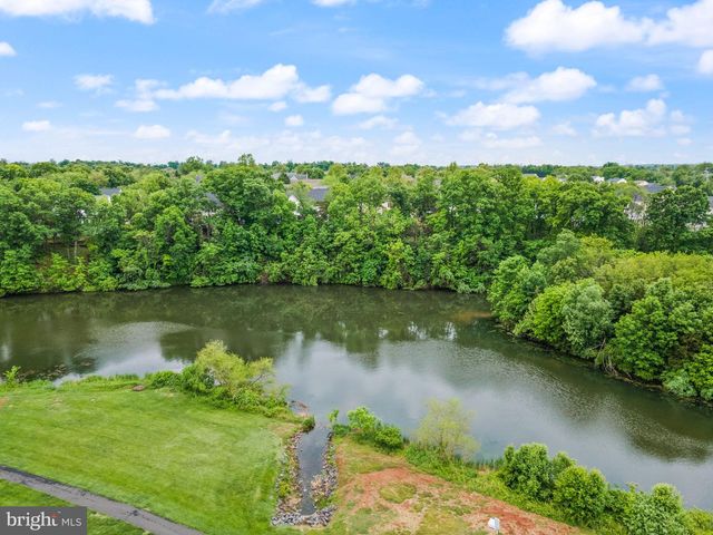 21078 ROAMING SHORES TER, Ashburn, VA 20147