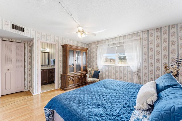 2191 NE 1st Court 202, Boynton Beach, FL 33435