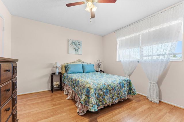 2191 NE 1st Court 202, Boynton Beach, FL 33435