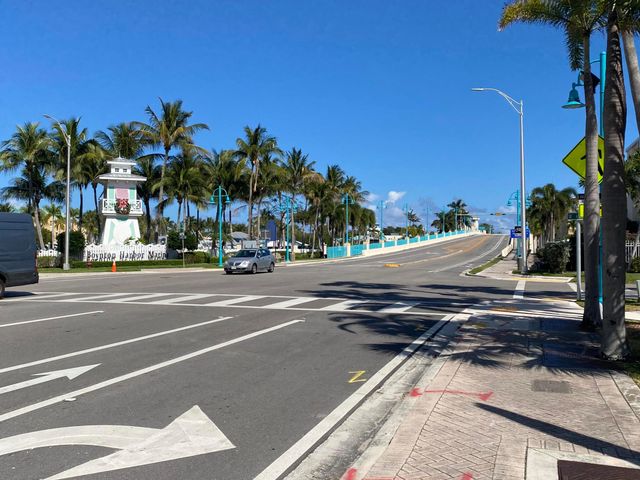 2191 NE 1st Court 202, Boynton Beach, FL 33435