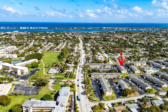 2191 NE 1st Court 202, Boynton Beach, FL 33435