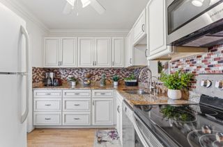 2191 NE 1st Court 202, Boynton Beach, FL 33435