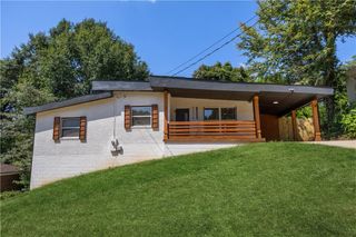 2555 Flagstone SE Drive, Atlanta, GA 30316