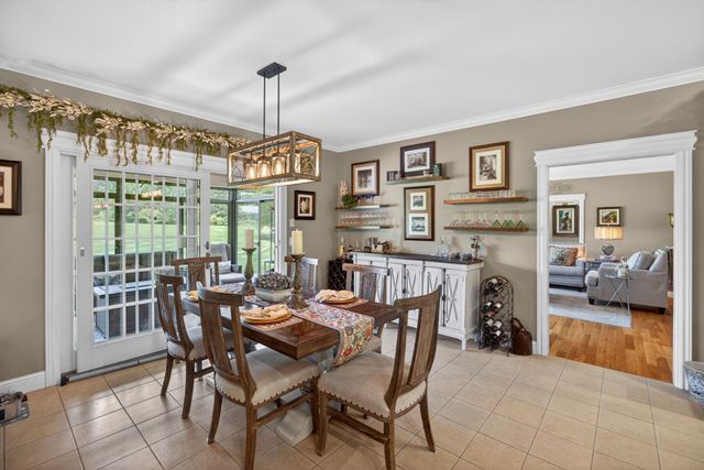 211 Tomlon Rd, Crossville, TN 38555