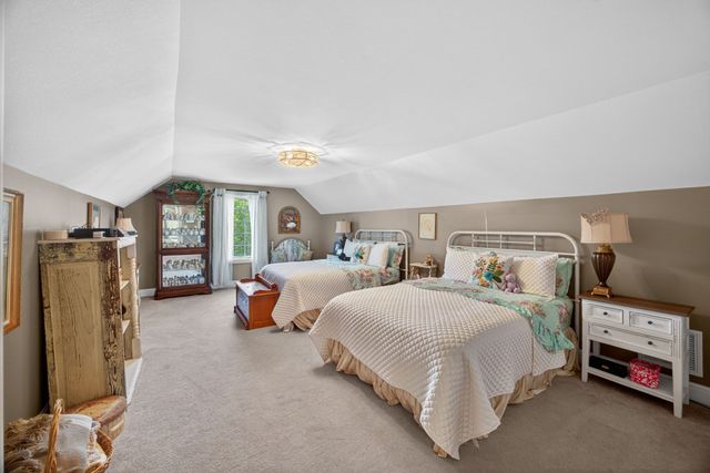 211 Tomlon Rd, Crossville, TN 38555