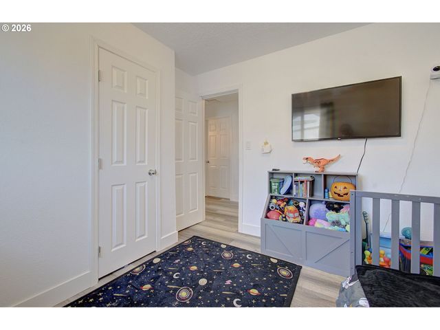 605 MILL St, Kelso, WA 98626