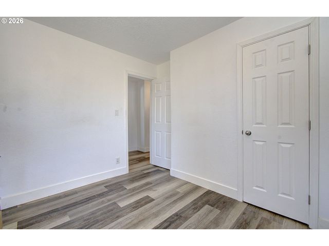 605 MILL St, Kelso, WA 98626