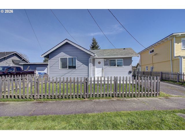 605 MILL St, Kelso, WA 98626