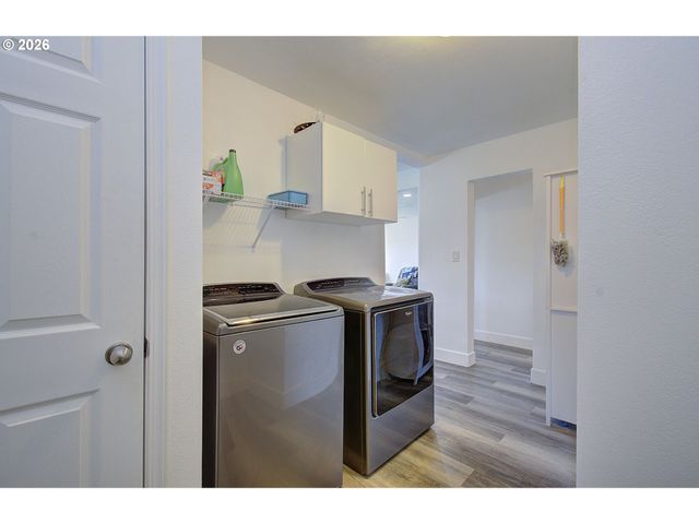 605 MILL St, Kelso, WA 98626
