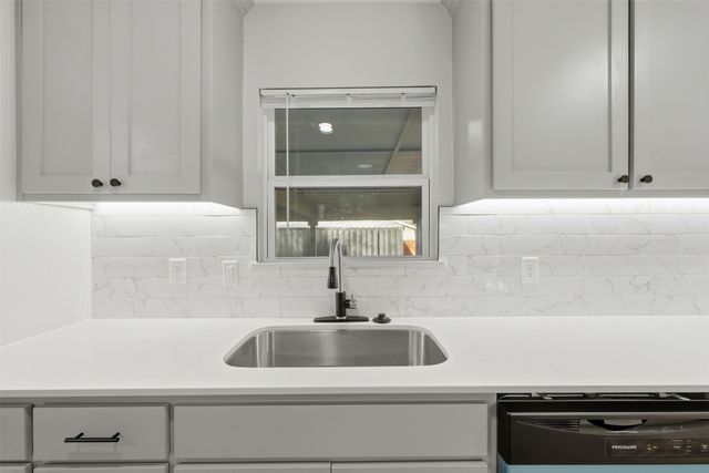 502 Madison Street, Cleburne, TX 76033