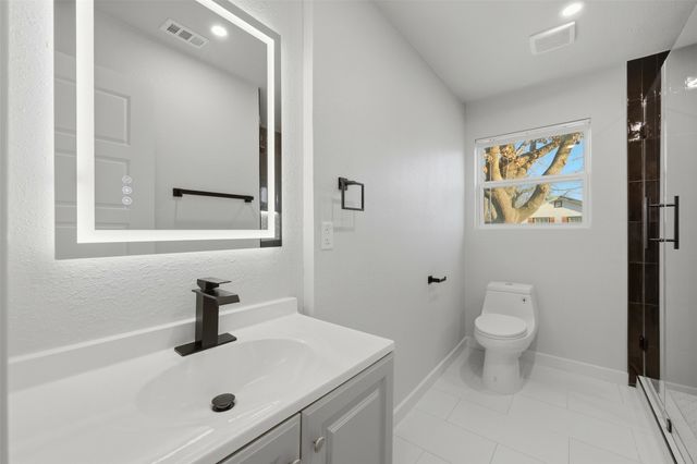 502 Madison Street, Cleburne, TX 76033