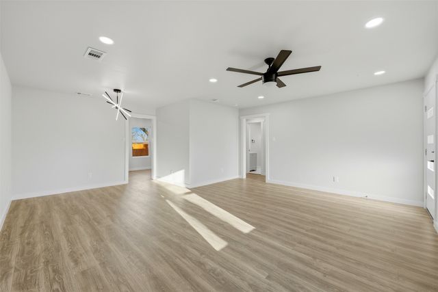 502 Madison Street, Cleburne, TX 76033