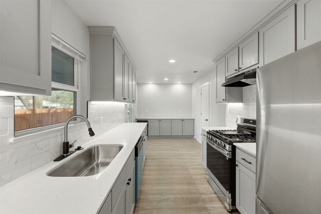 502 Madison Street, Cleburne, TX 76033