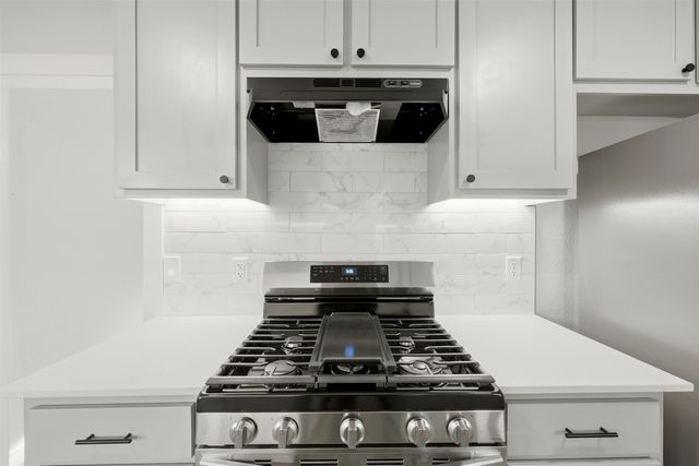 502 Madison Street, Cleburne, TX 76033