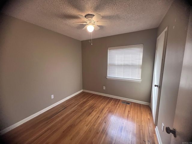 12 Serenity Drive, Little Rock, AR 72205