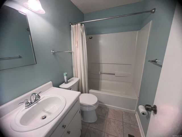 12 Serenity Drive, Little Rock, AR 72205