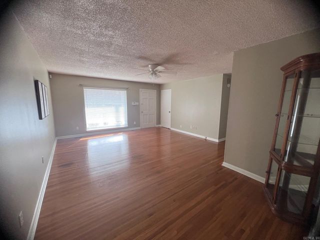 12 Serenity Drive, Little Rock, AR 72205